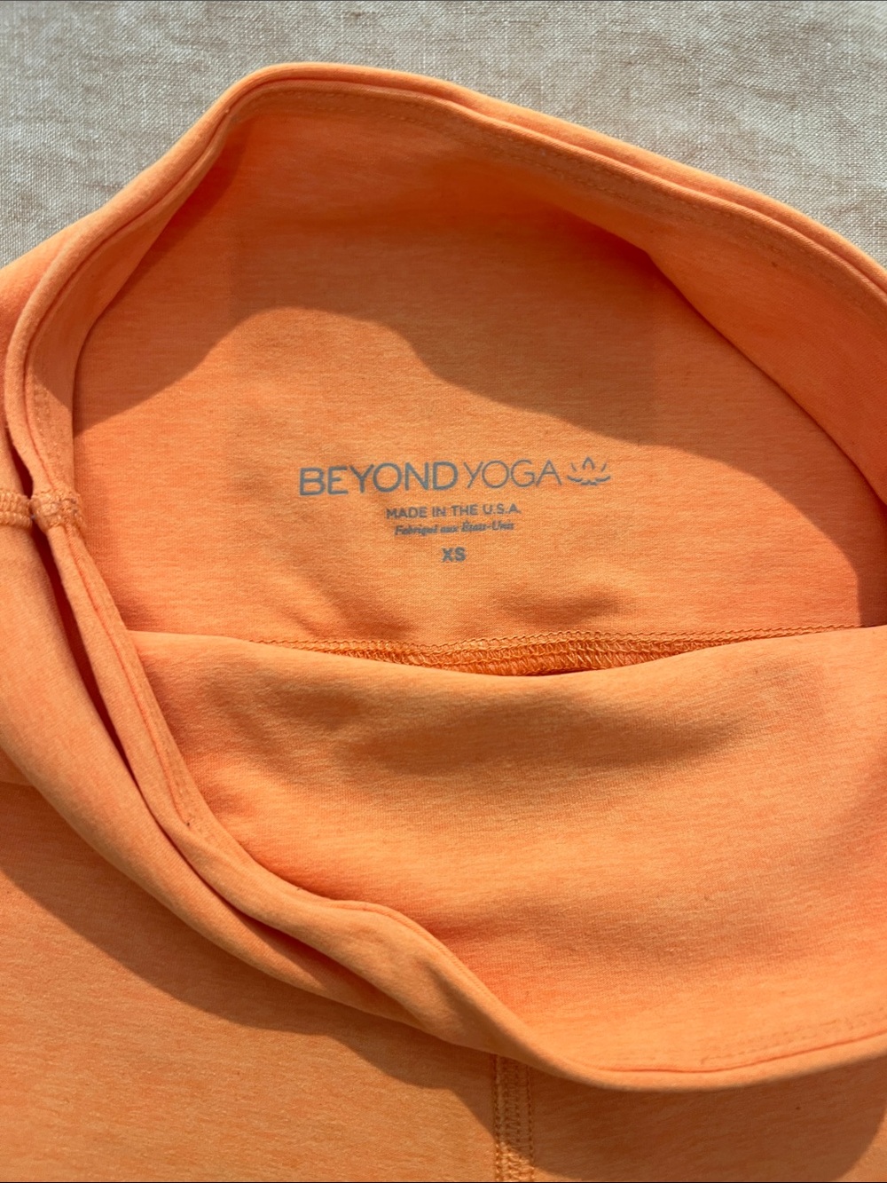 Beyond Yoga Peach-Orange Legging XS - Picture 1 of 2